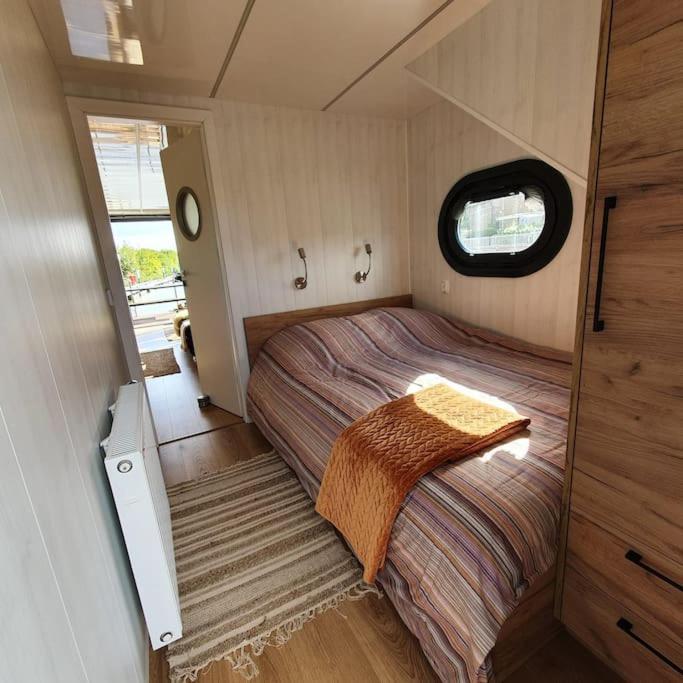 莫尼肯达姆 Modern, Brand New Houseboat Near Amsterdam酒店 外观 照片