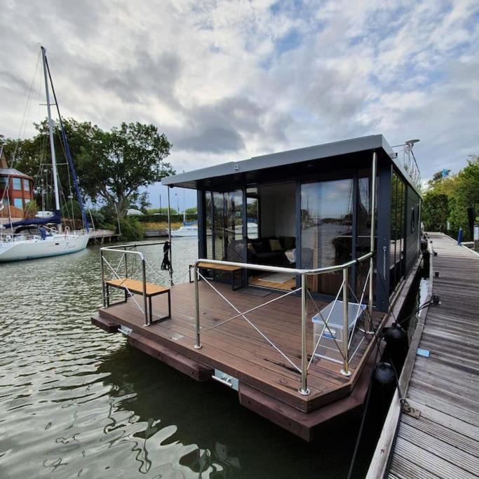 莫尼肯达姆 Modern, Brand New Houseboat Near Amsterdam酒店 外观 照片
